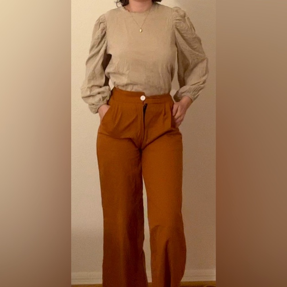 Unbranded 100% Cotton Beige/Taupe Peasant Blouse w Lantern/Bishop Sleeves